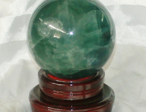 Quả cầu thạch anh màu xanh QTA002