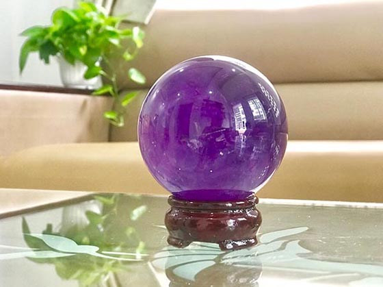 Quả cầu thạch anh màu tím QTA007